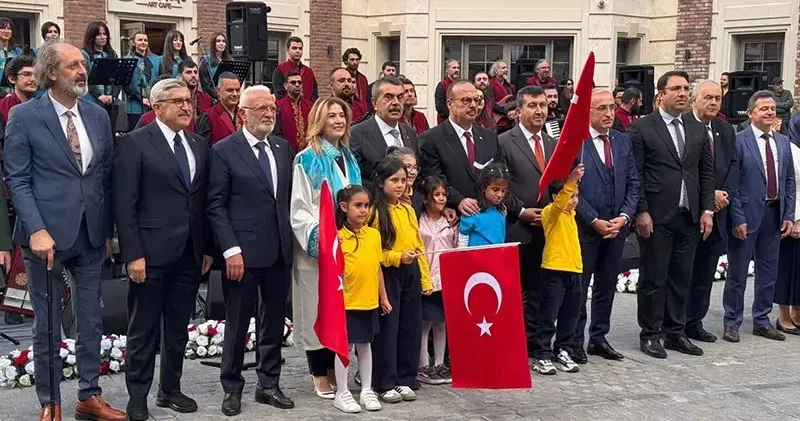 Bakan Tekin: Çocuklarımızı şiddetten korumanın en sağlam yolu sanattır