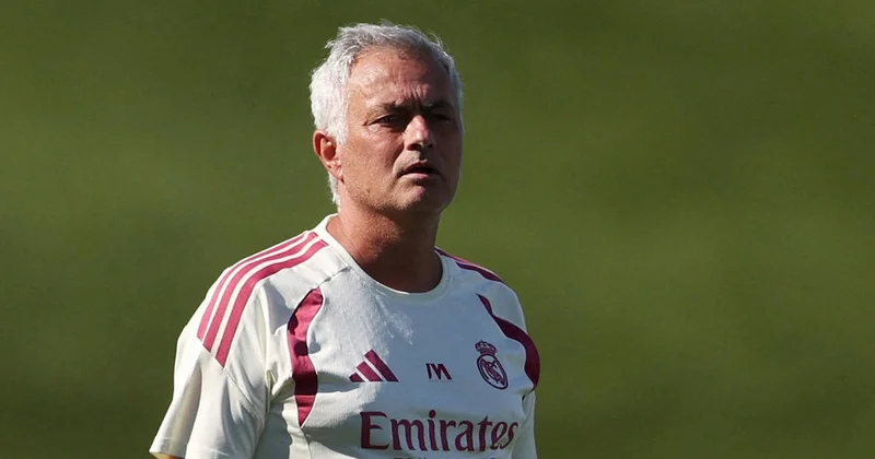 Mourinho dan çok konuşulacak Fenerbahçe ve hakem açıklaması! Türkiye de skandal patlak verdi Sözcü Gazetesi