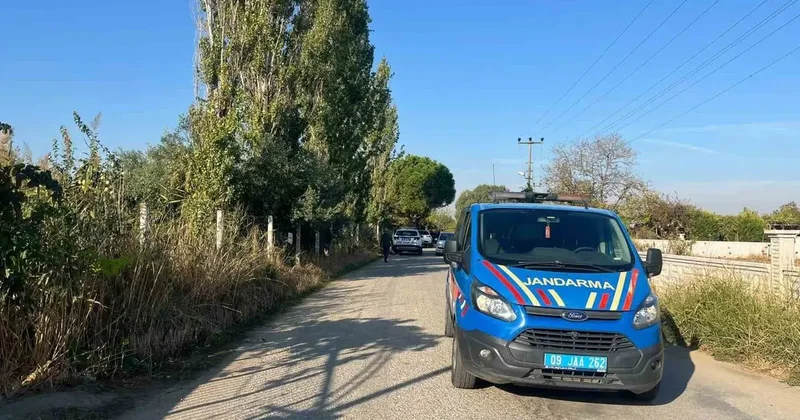 Önce boşandığı eşini, sonra kendini vurdu
