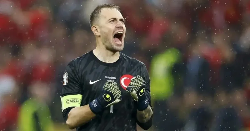 Hayatını kaybedenleri unutmamıştı! Mert Günok a şeref madalyası