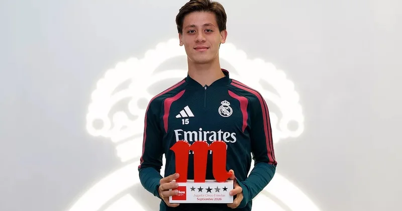 Real Madrid in en iyisi Arda Güler! Milli futbolcu ödülünü aldı Sözcü Gazetesi