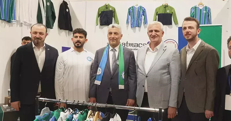 Bakan Bolat 14 üncü Rize Tanıtım Günleri ne katıldı