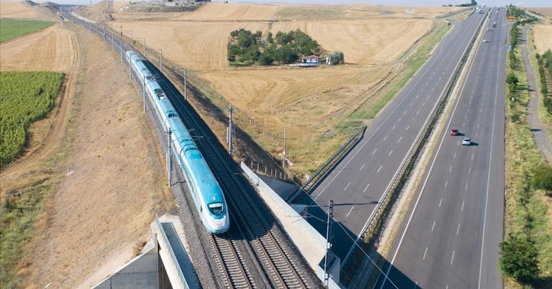 Türkiye ulaşımda hedef büyütüyor: Hızlı tren ve bölünmüş yol uzuyor Sözcü Gazetesi