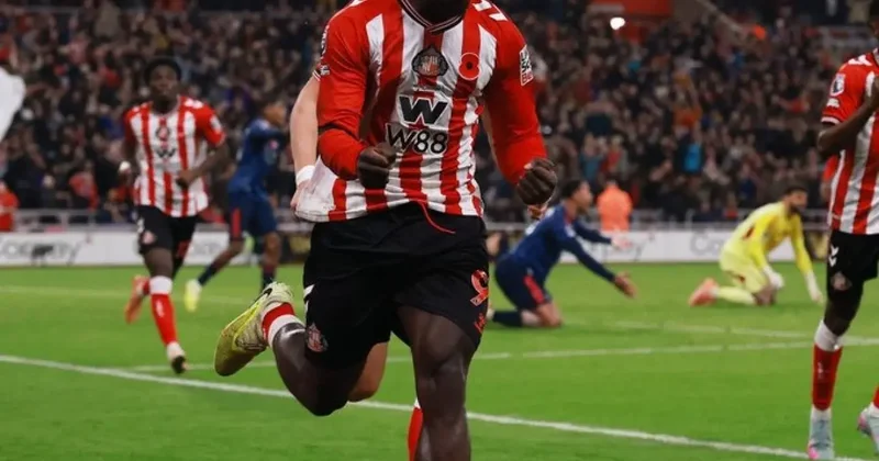 42 gündür gol yemeyen Premier Lig devi 90+4 te yıkıldı