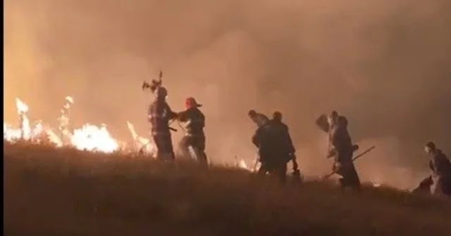 Ermenistan sınırında korkutan örtü yangını Kars Haberleri