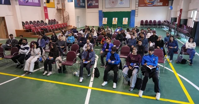 Muş ta voleybol aday hakem kursu başladı Muş Haberleri