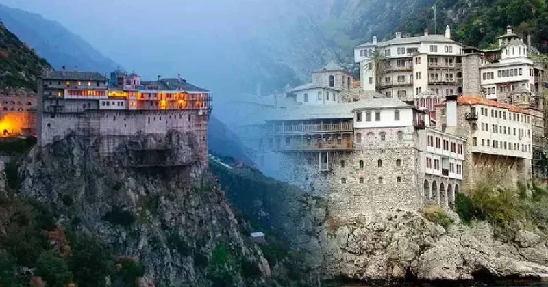 Bu adada yaşayan herkes erkek, 1000 yıl önce kadınlara yasaklandı Sözcü Gazetesi