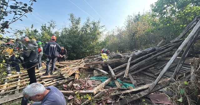 Düzce de ahşap yapı çöktü: 1 ölü Düzce Haberleri