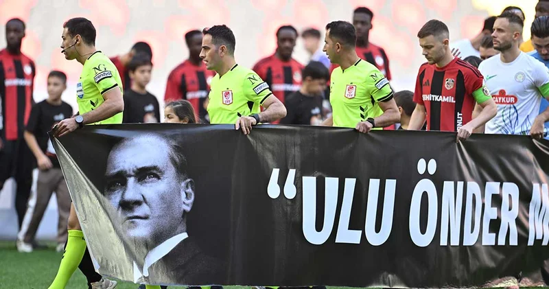 Hem kendi kalesine hem de rakip kaleye attı: Gaziantep te kazanan çıkmadı