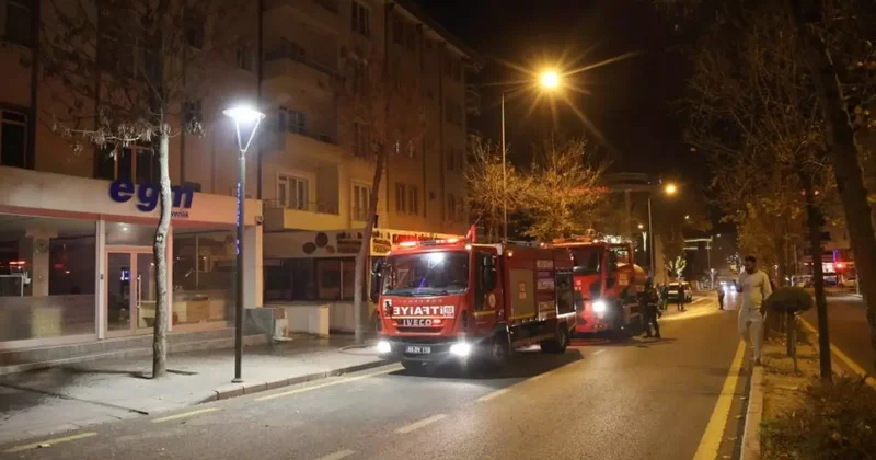 Yangın bitti, kavga başladı: İş yeri sahipleriyle kiracılar birbirine girdi