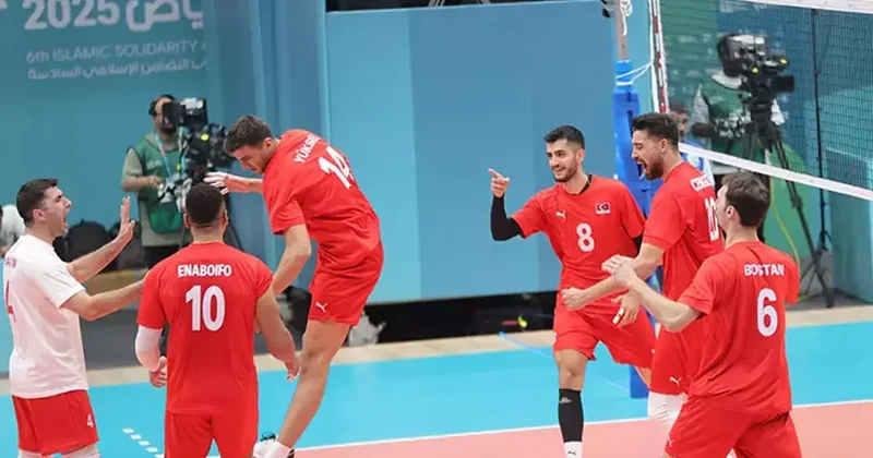 Filenin Efeleri, İran a mağlup oldu Voleybol Haberleri Spor