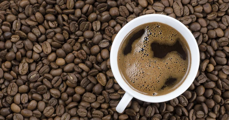 Az miktarda kahve baş ağrılarına iyi gelebilir