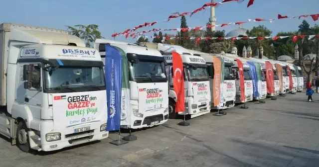 Gebze den Gazze ye 10 TIR insani yardım dualarla uğurlandı VİDEO İZLE
