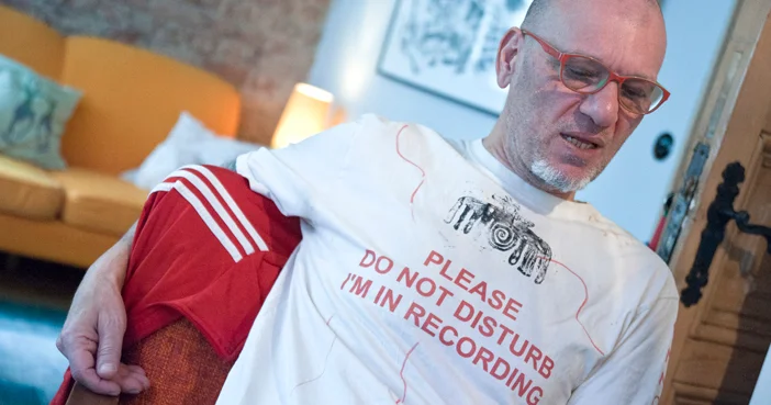 Երաժշտութեան խենթը՝ Արթօն Agos