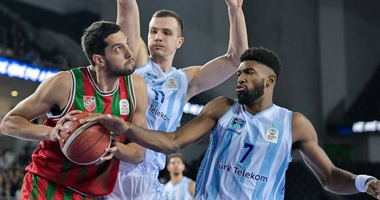 Türk Telekom, Karşıyaka yı 111 sayı ile mağlup etti!