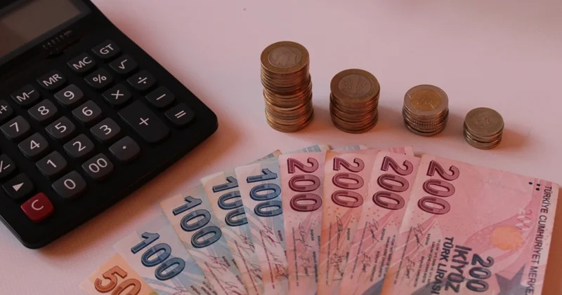 Yeni yılda emekli ve memur maaşları ne olacak? Sosyal Güvenlik Haberleri