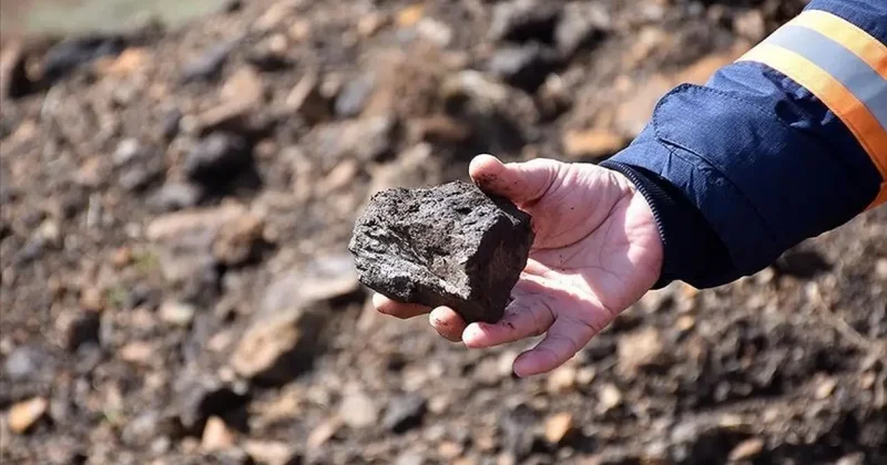 Türkiye dünyada ilk 5 e girecek! Bakan Bayraktar müjdeyi verdi: Pilot tesis kuruluyor!