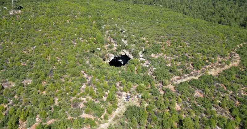 90 metrelik obruğa iniş anını kaydetti Sözcü Gazetesi