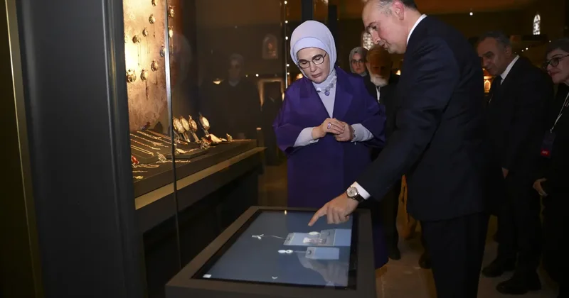 Topkapı Sarayı içerisindeki Has Ahırlar bölümünde Saat Müzesi açıldı