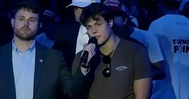 Genç katılımcı Donald Trump’ın oğlunu ve gelini köşeye sıkıştırdı: İsrail çıkışıyla salondan alkış aldı VİDEO İZLE