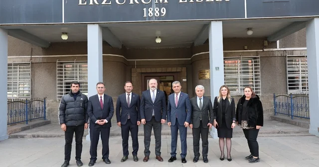 Genel Müdürden mezun olduğu okula anlamlı Erzurum Haberleri