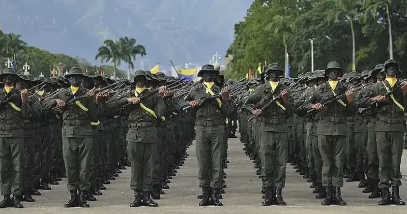 Venezuela da yemin eden 5 bin 600 yeni asker orduya katıldı: Hükümetten emperyalist tehditler arttı vurgusu Amerika Haberleri