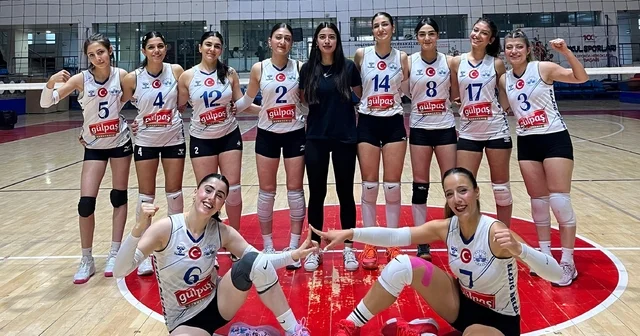 Filede Elazığ Belediyespor fırtınası esiyor Elazığ Haberleri