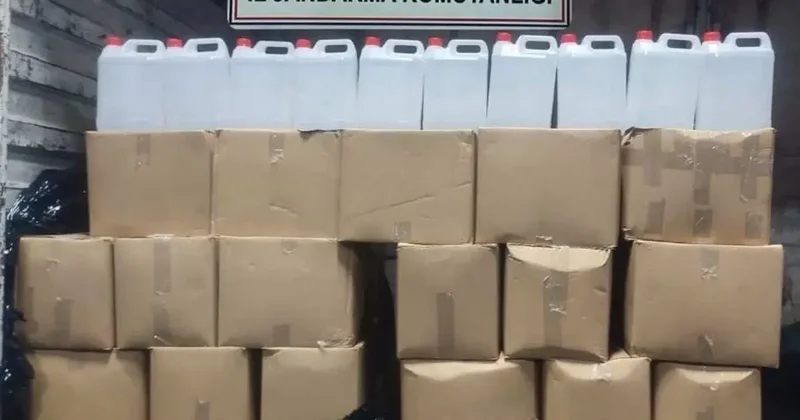 İzmir’de 860 litre etil alkol ele geçirildi