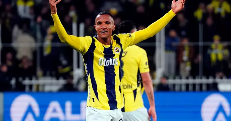 Son dakika: Fenerbahçe de Rodrigo Becao kadro dışı bırakıldı