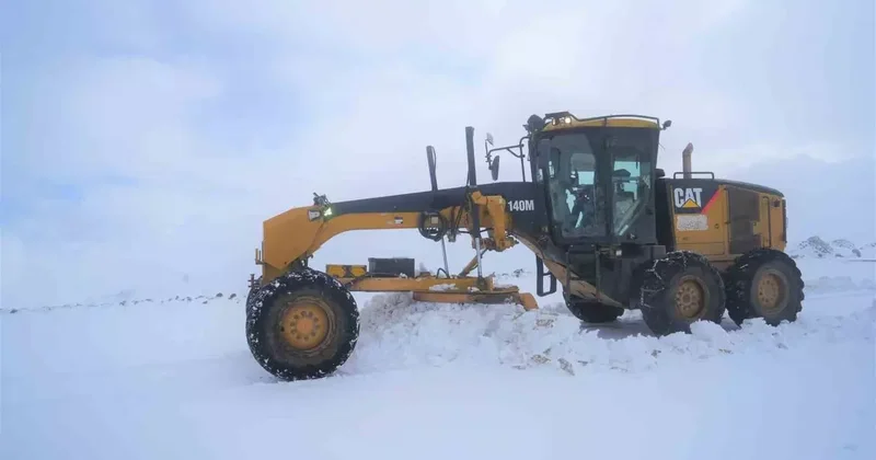 Varto’da 8 köy yolu ulaşıma kapandı