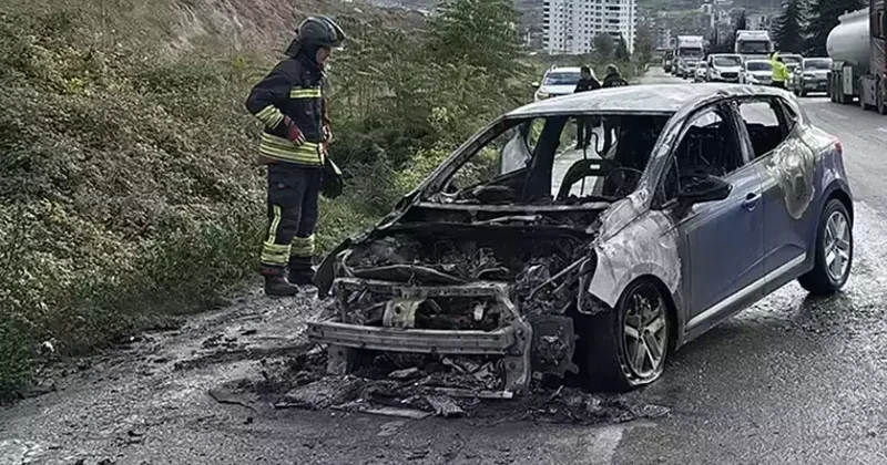 Samsunspor’un yıldızı Musaba’nın otomobili alevler içinde kaldı! Fanatik Gazetesi Süper Lig Haberleri Spor