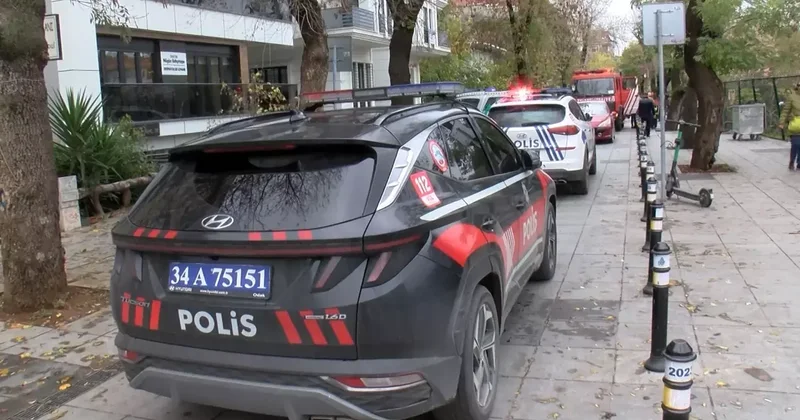 Marmaray da raylara düşen kişi yaralı olarak kurtarıldı