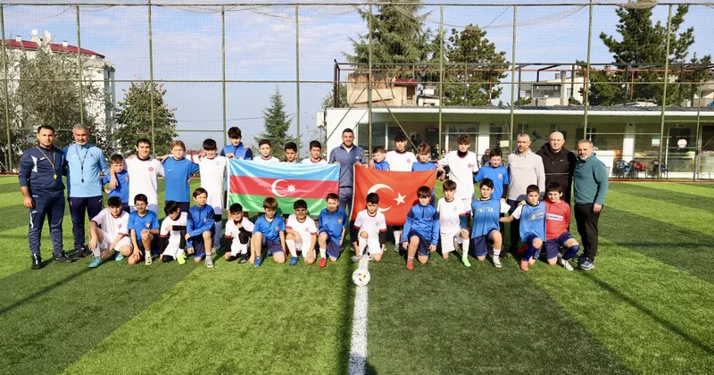 Trabzonspor sevdalısı antrenör Azerbaycan da takım kurdu