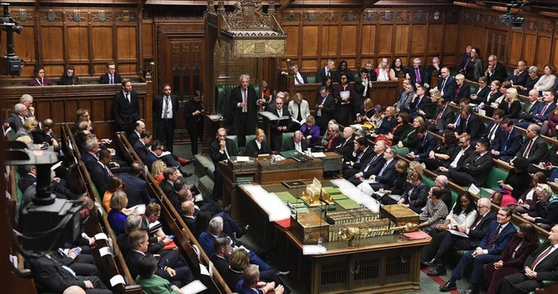 İngiliz muhalefet lideri Davey, Trump ı Ukrayna ve Avrupa yı Rusya ya satmakla suçladı Dış Haberler