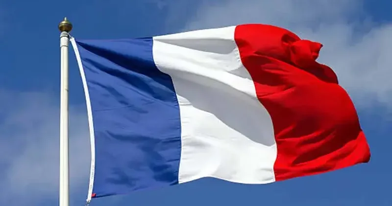 Fransa da bütçe oylaması yarın yapılacak