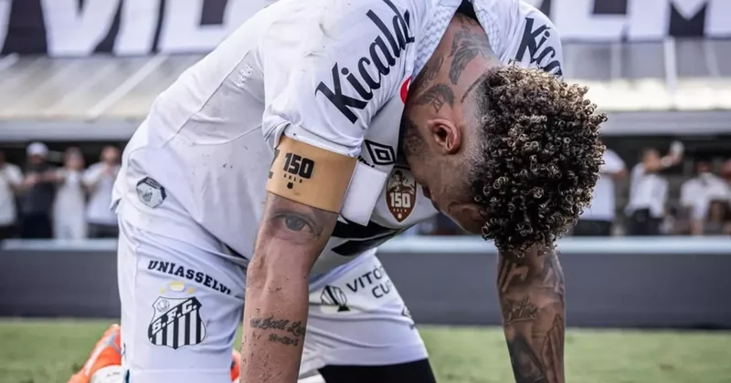 Sakat sakat oynadı! Çocukluk aşkı nın küme düşmesine engel oldu