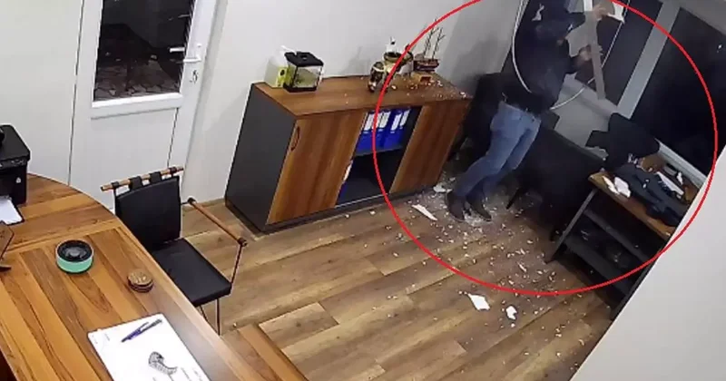 Tavana bastı, ofise düştü: Yara almadan kurtuldu