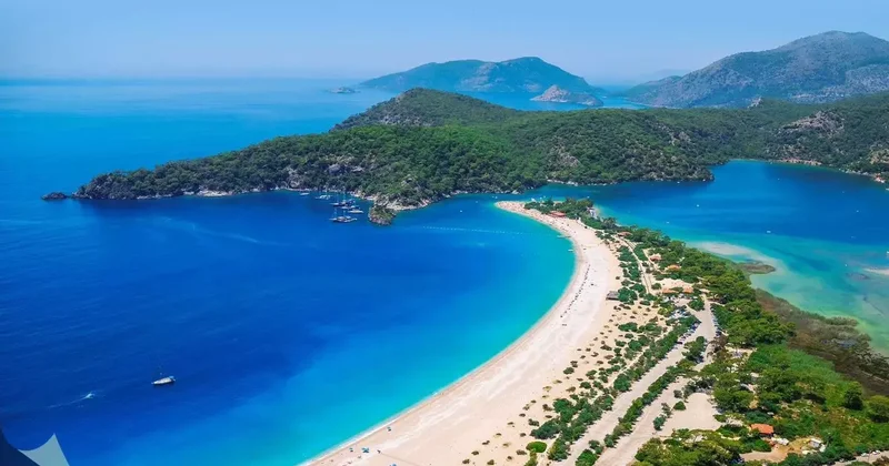 Türkiye turizmde zirveye yerleşti: İstanbul ve Antalya dünya ilk 10 unda