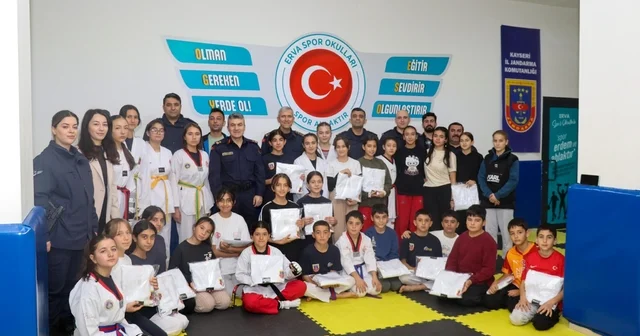 İl Jandarma Komutanı Tuğgeneral Yeşilyurt tan spor okulu öğrencilerine ziyaret Kayseri Haberleri