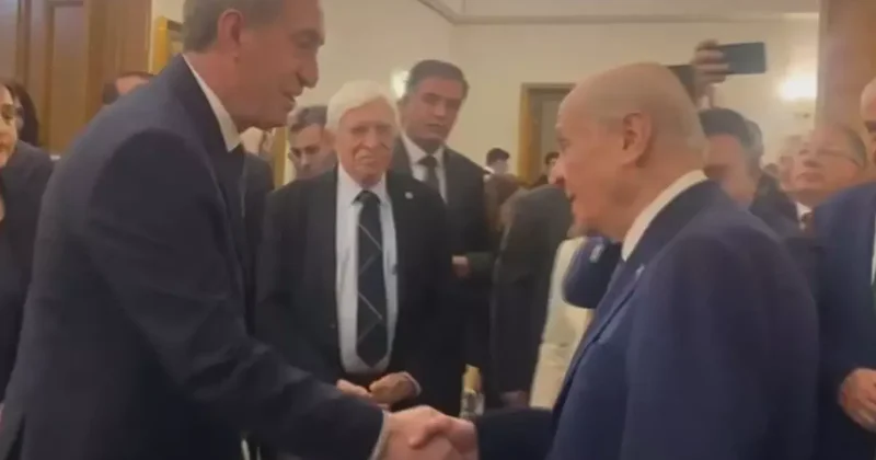 DEM li Bakırhan dan kendisini alkışlayan Bahçeli ye çay daveti