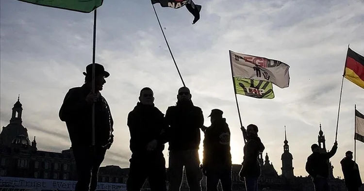 Almanya da ırkçılık raporu: Müslümanlar ve siyahiler ayrımcılığa uğruyor