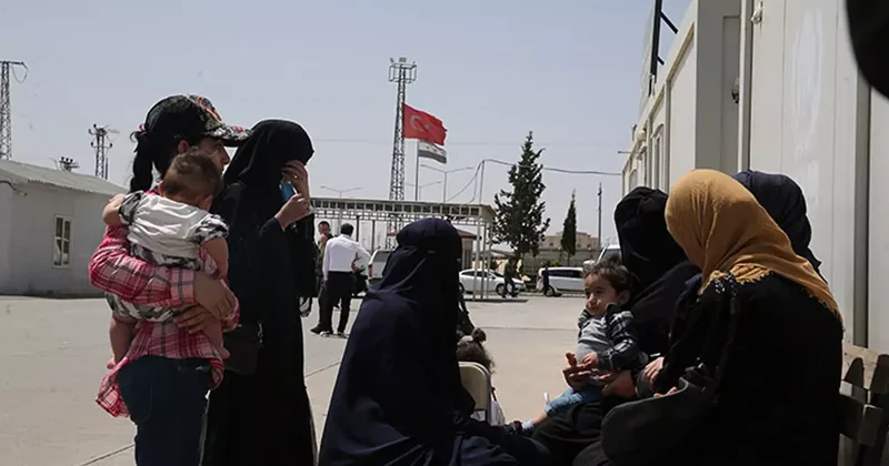 Bakan Yerlikaya duyurdu! İşte ülkesine dönen Suriyeli sayısı