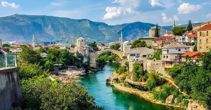 Dünyada en iyi gezilecek yerler: Bazıları vize istemiyor, biletler sudan ucuz Sözcü Gazetesi