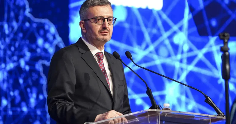 İletişim Başkanı Duran: Bizi yönlendiren şey, yapay zekalar olmamalı