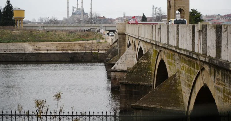 Yağışlar Edirne ye nefes aldırdı