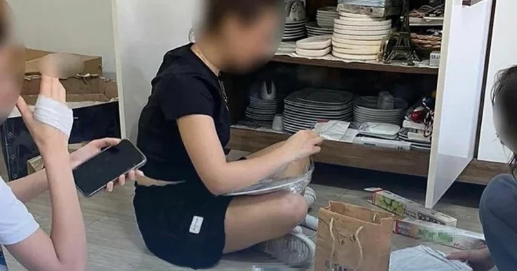 İnfiale neden olmuştu: İzmir deki skandalda öğretmen için gözaltı kararı! İnsan ticareti ile suçlanıyor