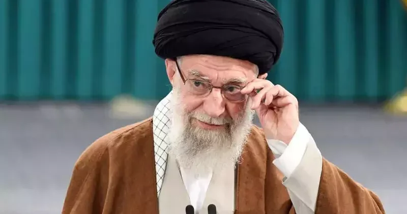 Hamaney: İran geri adım atmayacak