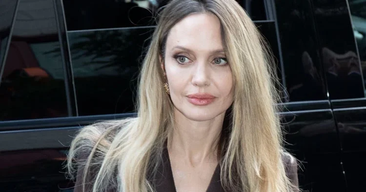 Onları annesiz bırakmamak için bıçak altına bile yatmıştı... Sonunda sağlığı da elinden gitti... Altı çocuğu seferber oldu