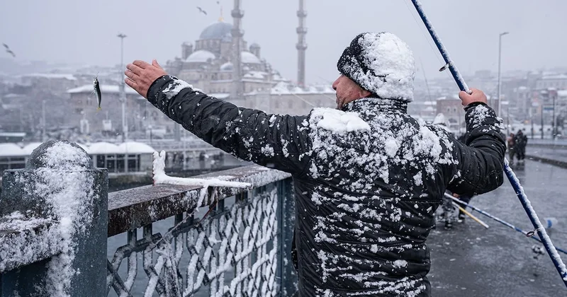 İstanbul un kar çilesi başlıyor! Evden çalışın uyarısı bile yapıldı! Sözcü Gazetesi