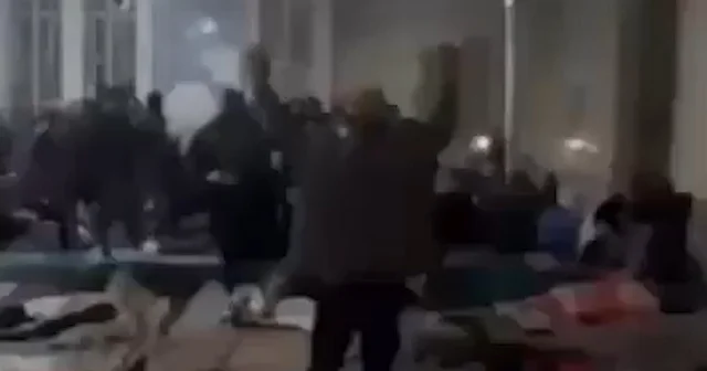 YPG Eşrefiye den kovuldu: Halepli Kürtler sevinçle karşıladı VİDEO İZLE